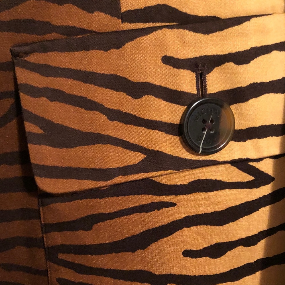 MICHAEL Michael Kors Tiger-Print Trench Coat in brown and tan. Size M - Picture 5 of 10